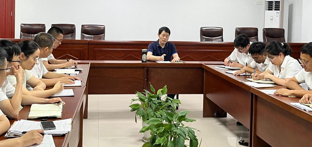 城建投公司召開全體員工大會(huì)暨安全生產(chǎn)、保密工作會(huì)議?