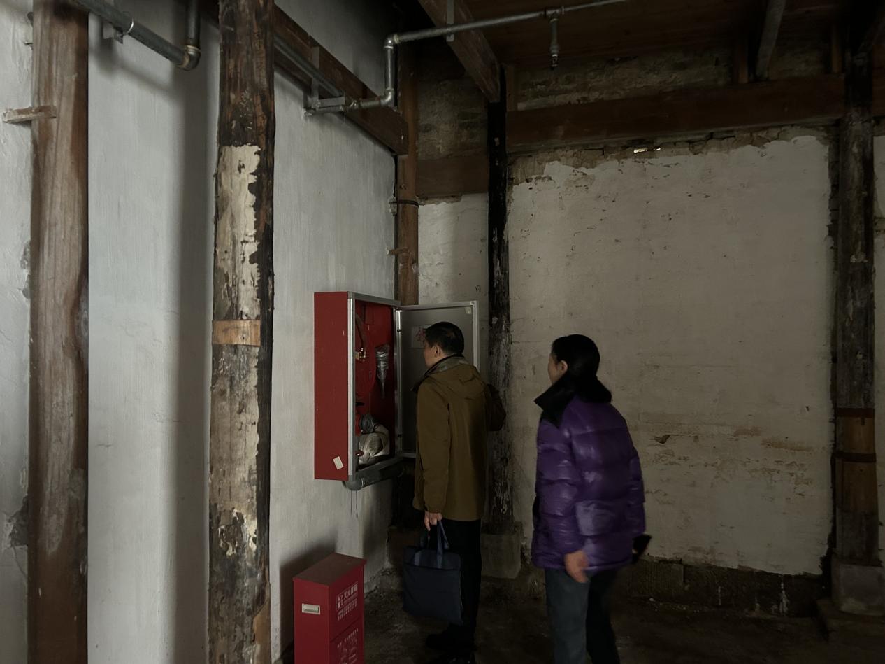 切實(shí)加固安全“防火墻”！區(qū)國(guó)資運(yùn)營(yíng)公司開(kāi)展安全生產(chǎn)專(zhuān)項(xiàng)監(jiān)督